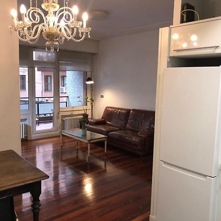 Suite En Apartamento Privado Terraza Centro Bilbao Luaran gambar