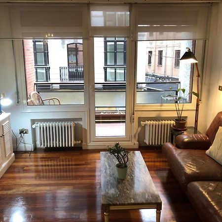 Suite En Apartamento Privado Terraza Centro Bilbao Luaran gambar